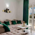 Mika Villa
